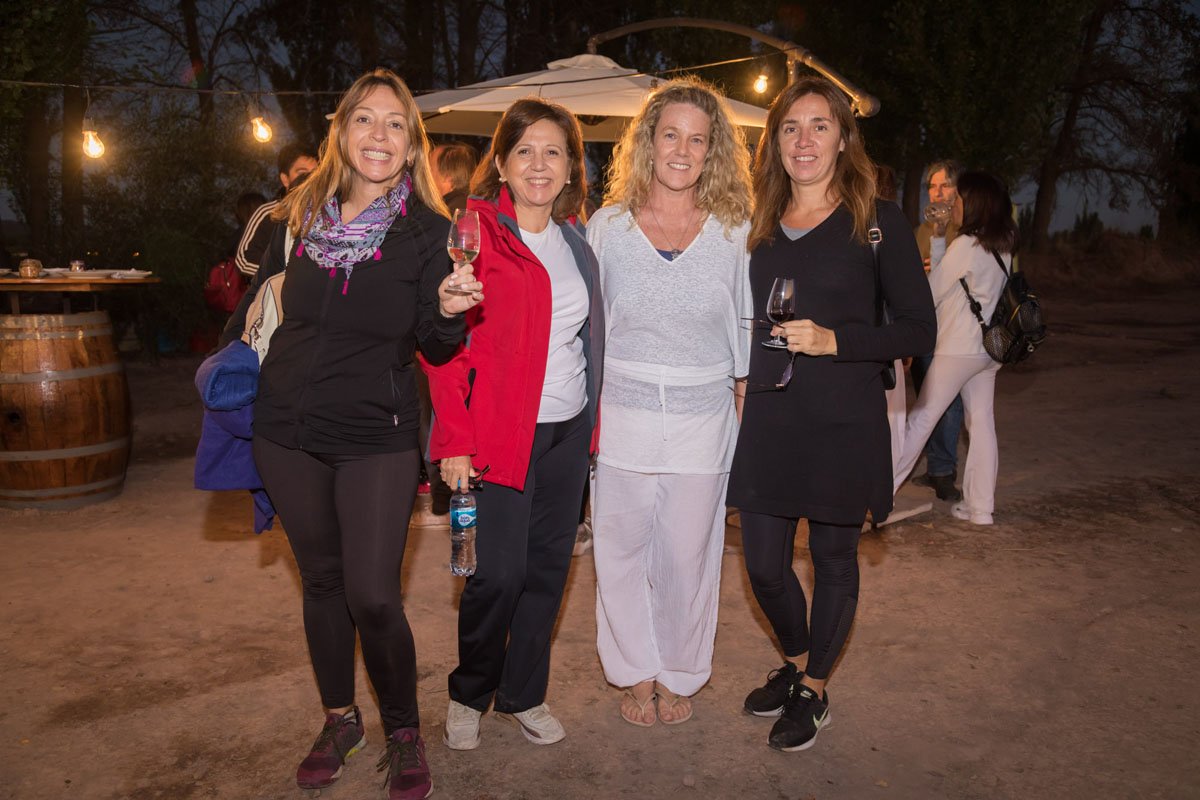 Yoga por los Caminos del Vino ya pasó por tres bodegas