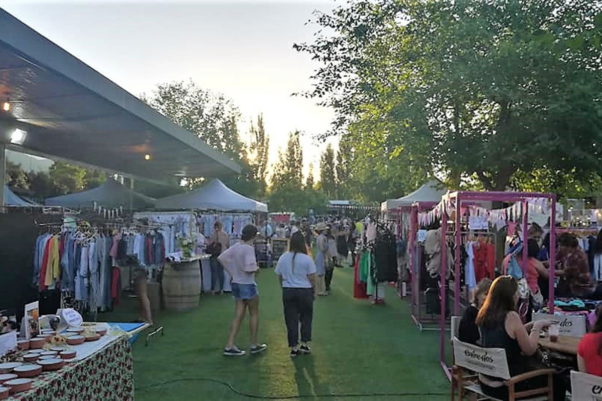 Vivero El Bosque, de Chacras de Coria, recibe a Flor de Feria