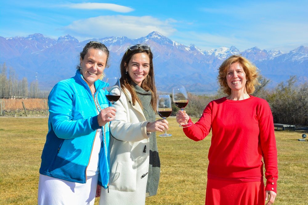 Yoga por los Caminos del Vino desembarcó en el Valle de Uco