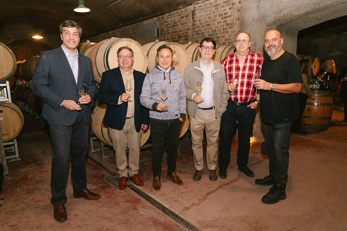 Antigal Winery & Estates lanzó Puro Uno Extra Brut, un espumante elegante y fresco
