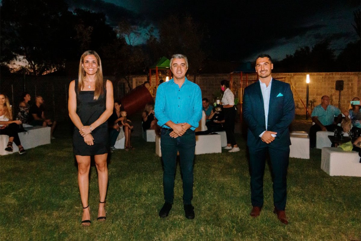 Inauguró Terrazas Park Lunlunta