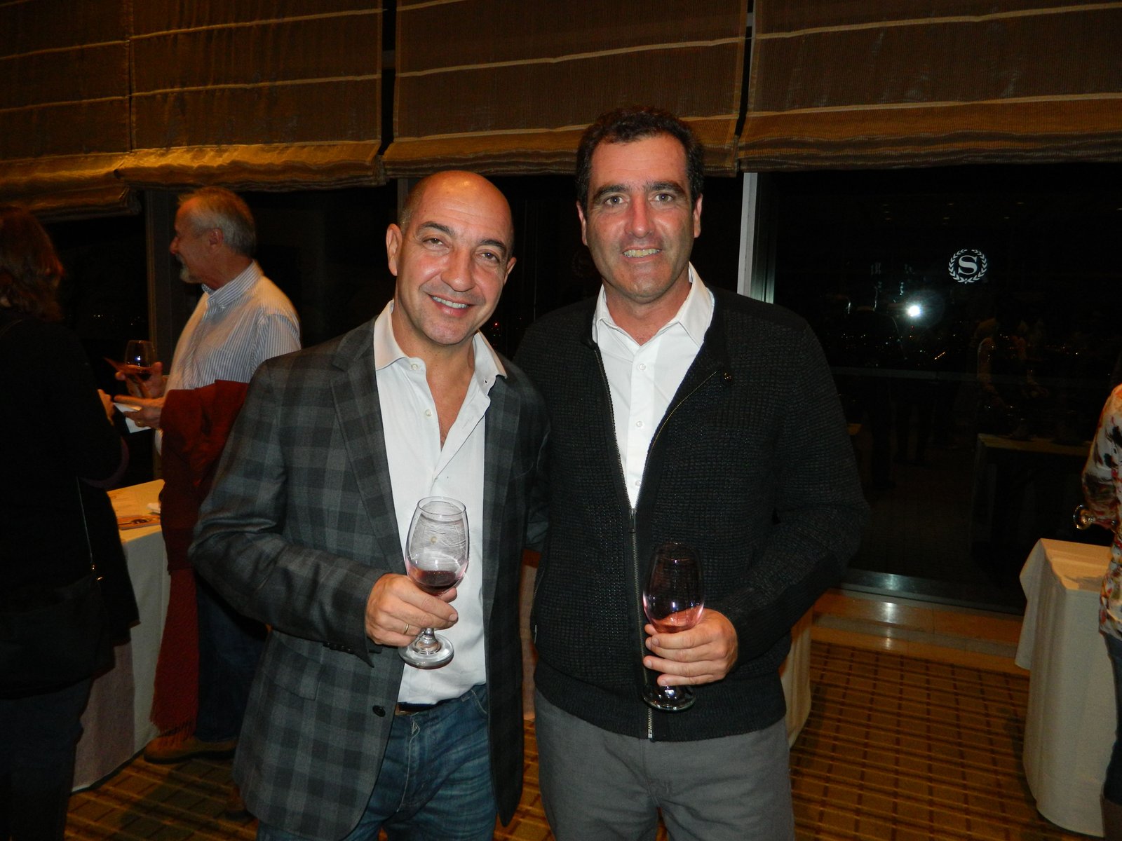 Wine & Guest