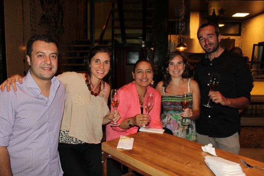 Divertido cóctel a beneficio de los Concierges de Mendoza