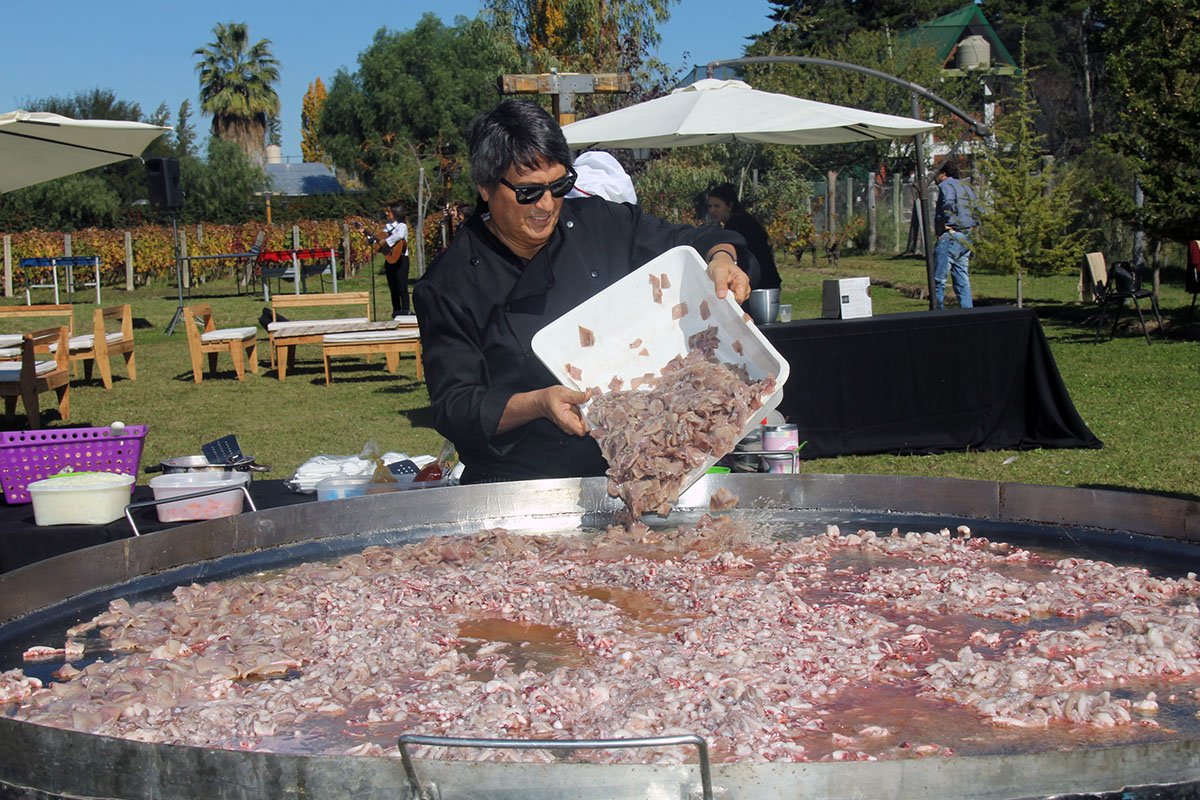 Paella y solidaridad