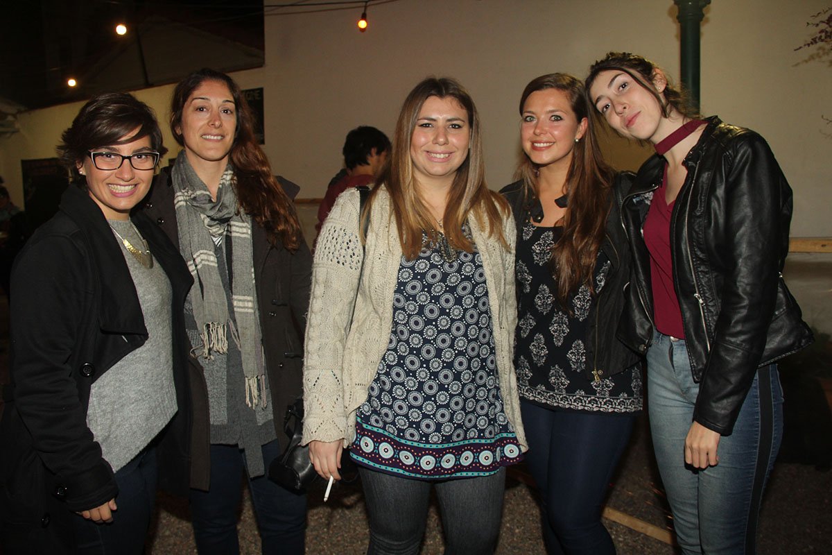 Julepe, el bar cultural de la Arístides
