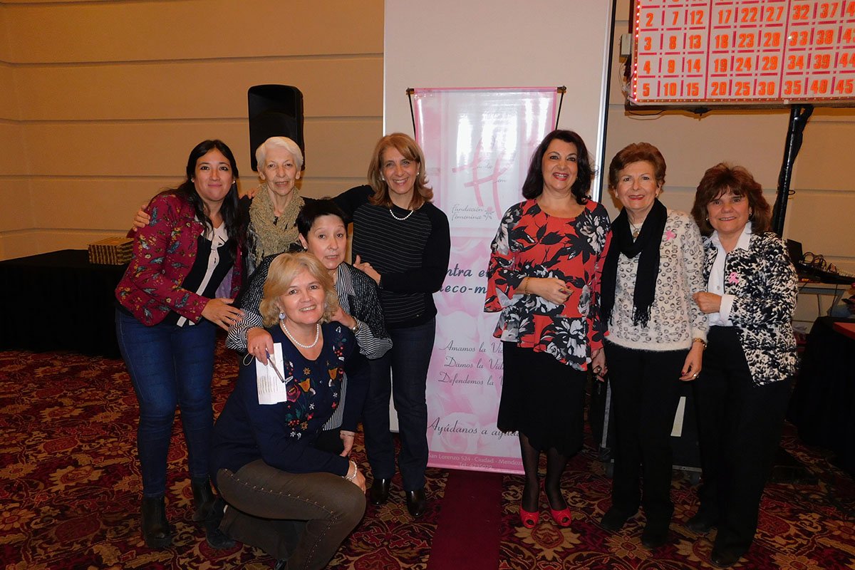 Fundafem brilló en un nuevo Té Bingo solidario