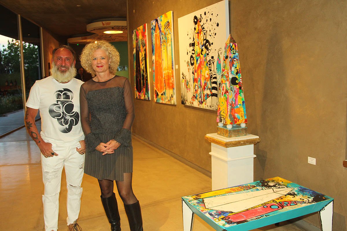 Exquisita vernissage en Entre Cielos