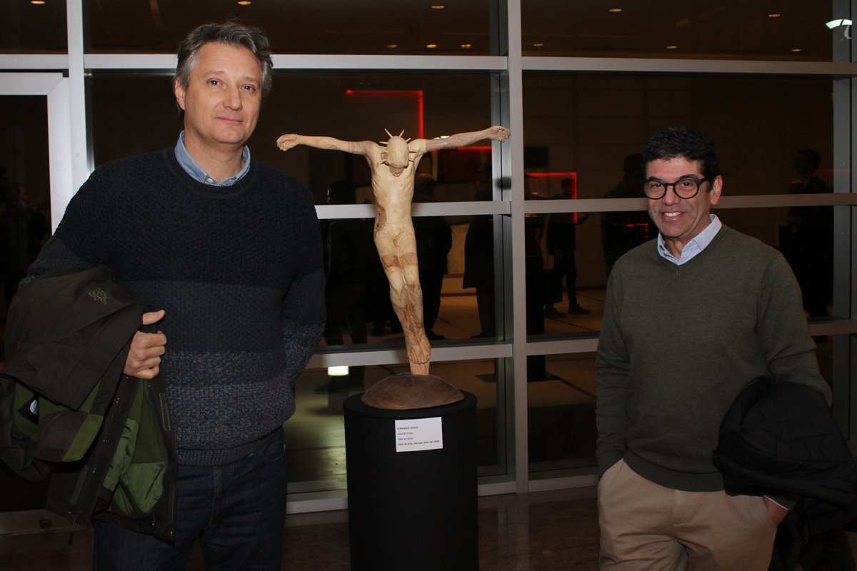 «Refrito y novedades», el poder de la madera hecho escultura