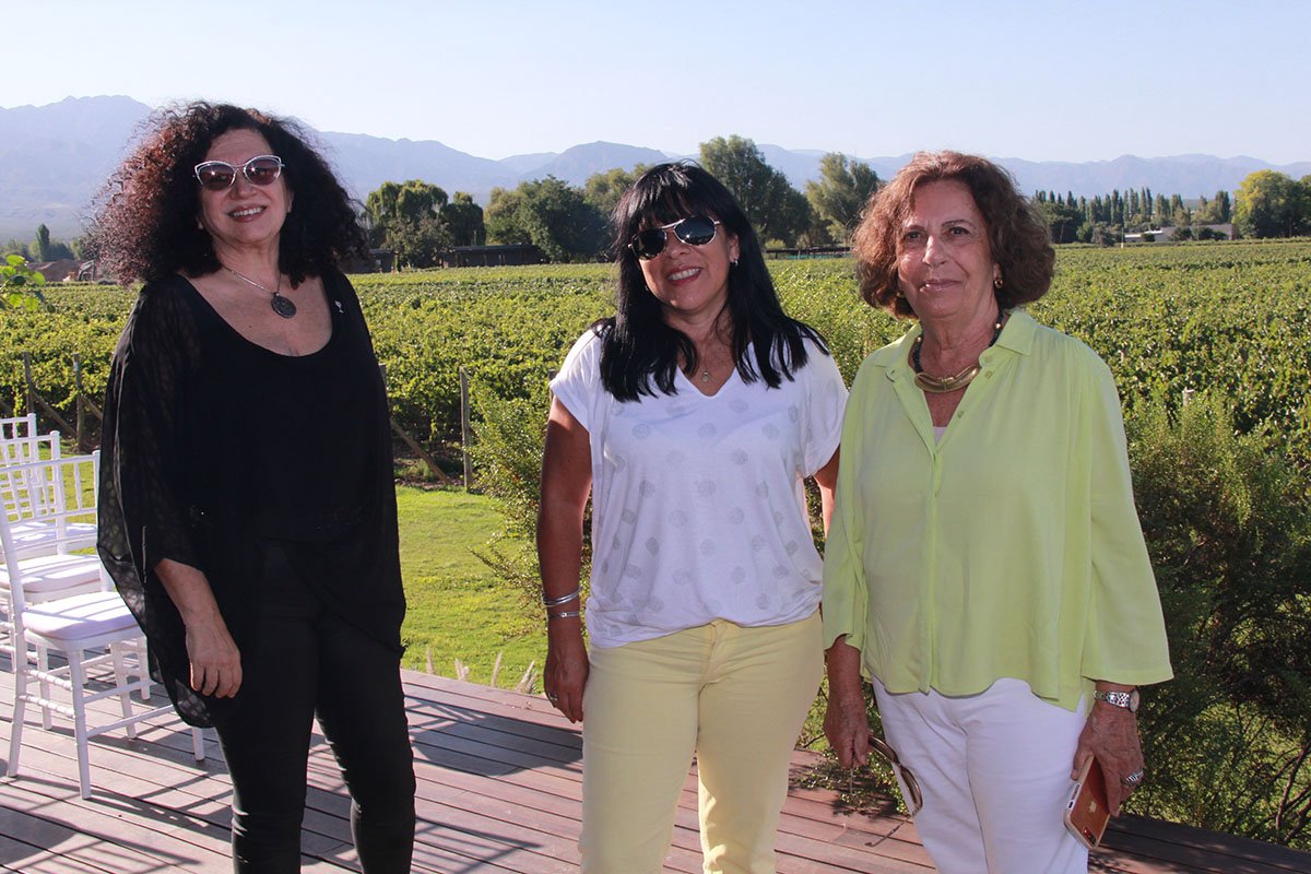 AMUVA una vez más distinguió a mendocinas