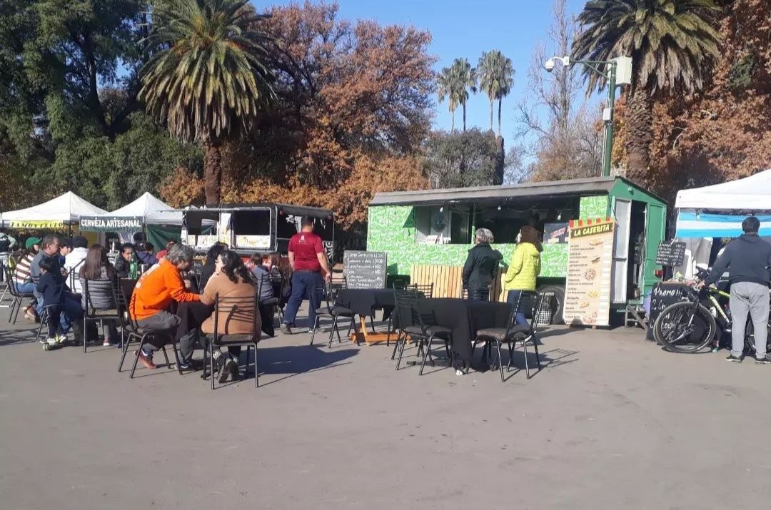 Primavera a pura feria y productos únicos en el Parque San Martín
